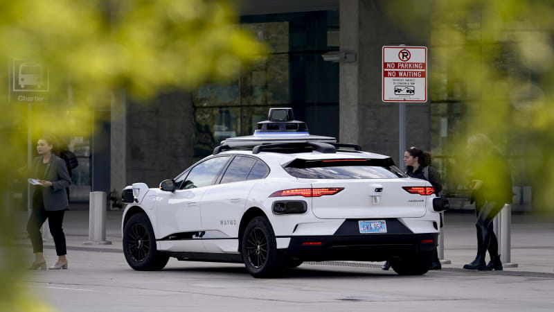 There are about to be more autonomous taxis day and night in San Francisco